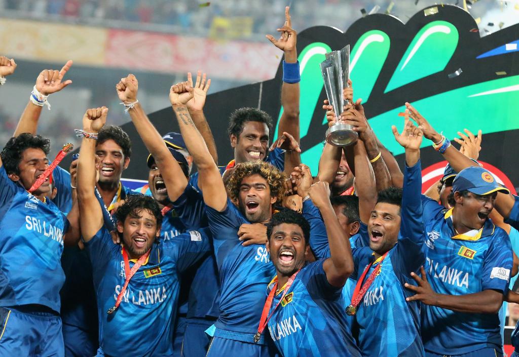 শাপগ্রস্ত দুই রাজকুমারের শাপমুক্তির রাত শাপগ্রস্ত দুই রাজকুমারের শাপমুক্তির রাত
